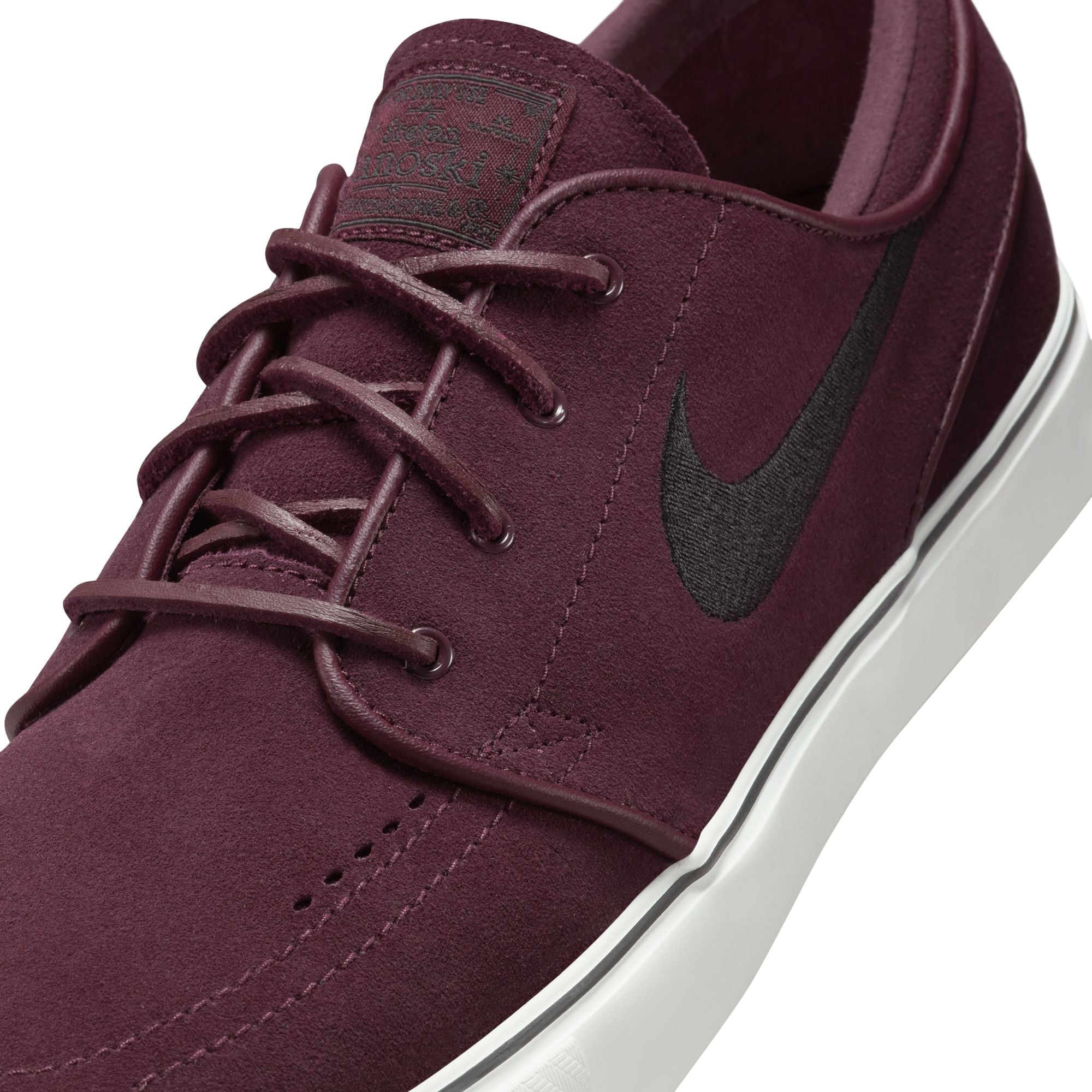 Burgundy Crush Janoski OG+ Nike SB Skate Shoe Detail