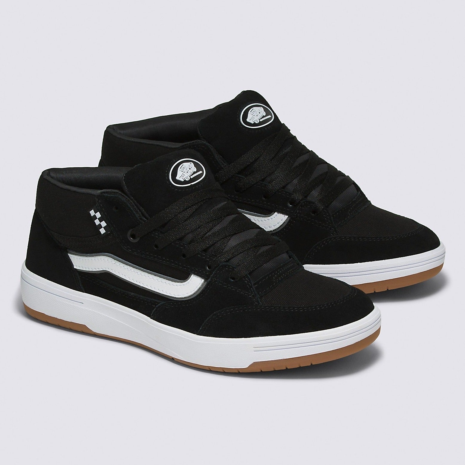 Black/White Zahba Mid Vans Skate Shoe