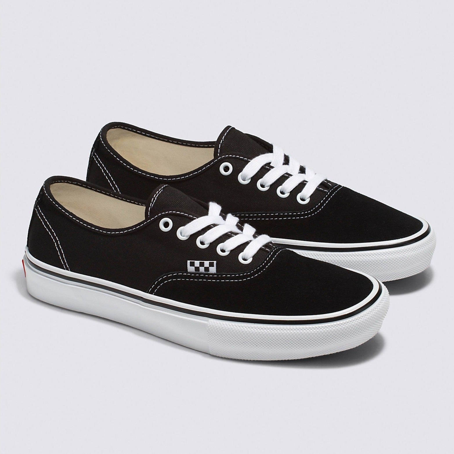 Black/White Skate Authentic Vans Skate Shoe