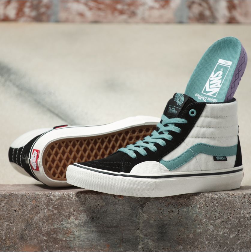 Fabiana Delfino Oil Blue SK8-Hi Pro Vans Skateboard Shoe