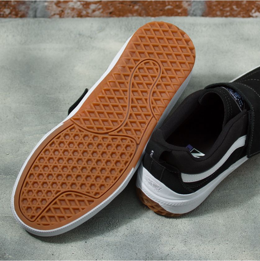 Black/White Kyle 2 Vans Skateboard Shoe Bottom