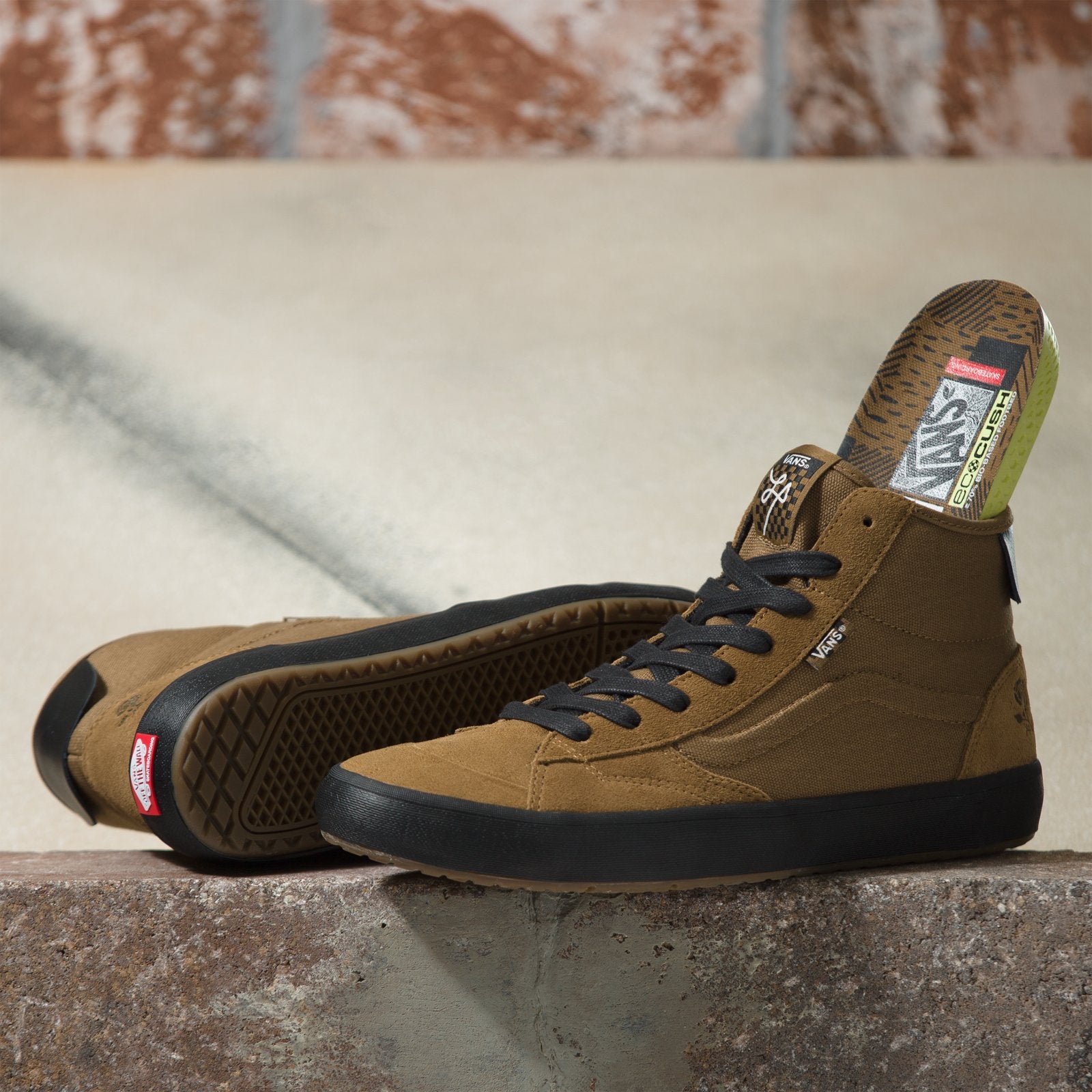 Dirt Lizzie Armanto Vans Pro Skateboard Shoe