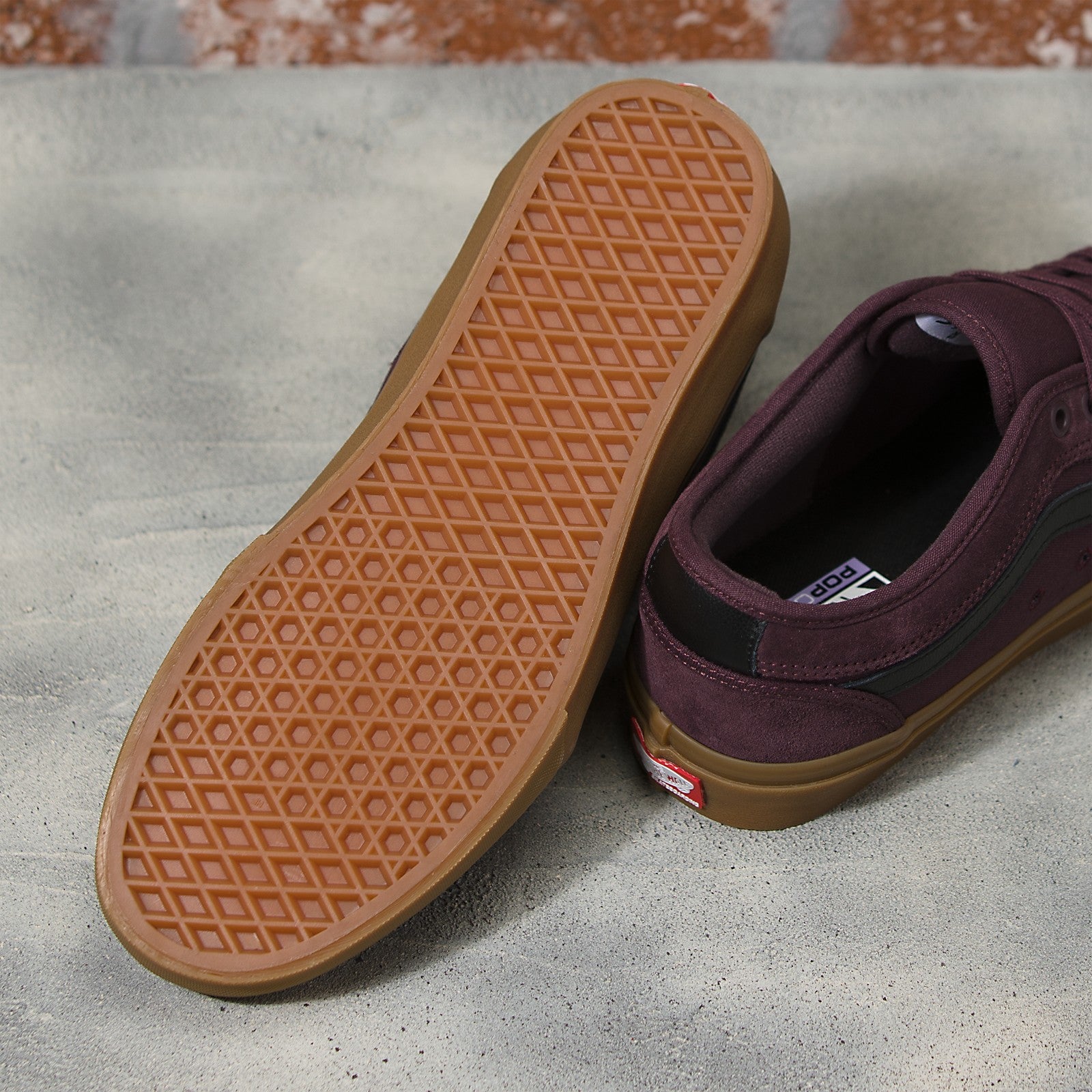 Port/Gum Chukka Low Sidestripe Vans Skateboard Shoe Bottom