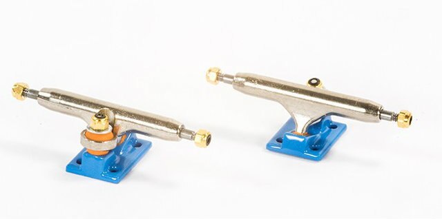 Blackriver Blue Wide 2.0 Fingerboard Trucks - 32mm