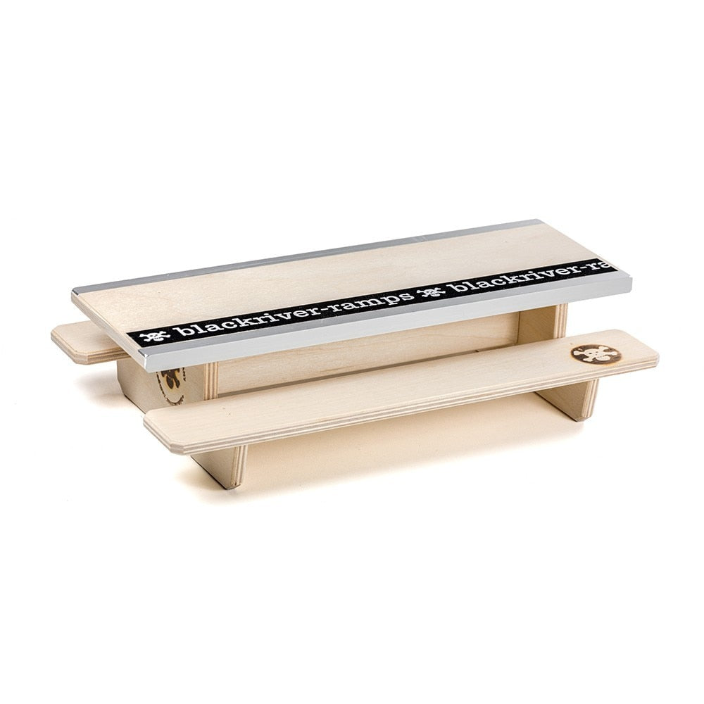 Blackriver Ramps Fingerboard Table